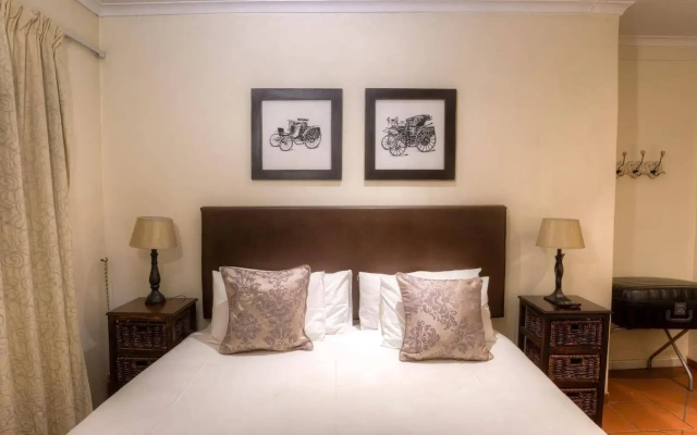 Wild Peach Inn