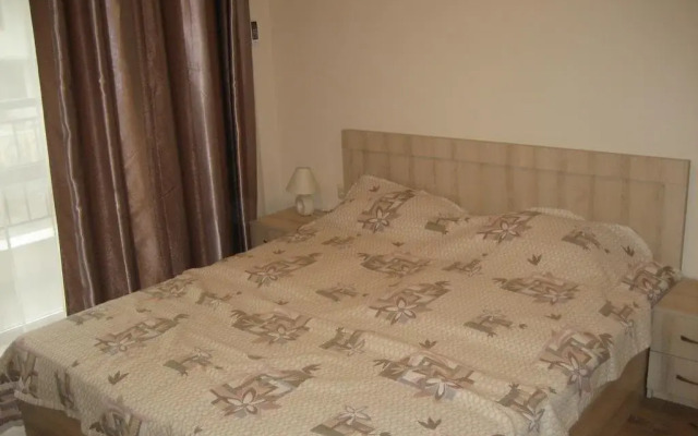 Ravda Dom Apartments