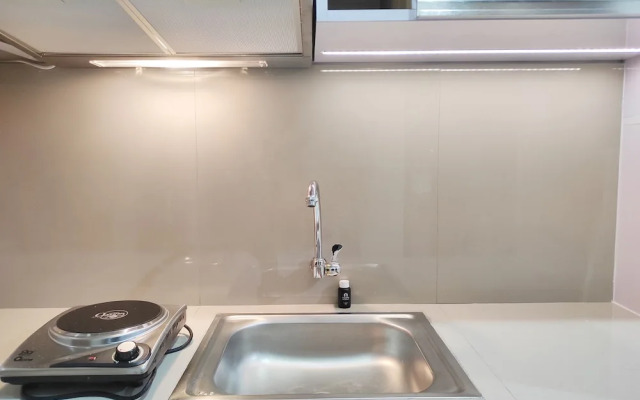 Compact Studio At Vida View Makassar Apartment