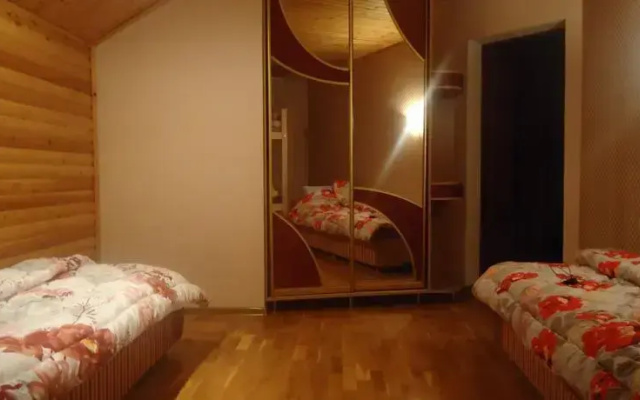 Glorious Shack Hostel