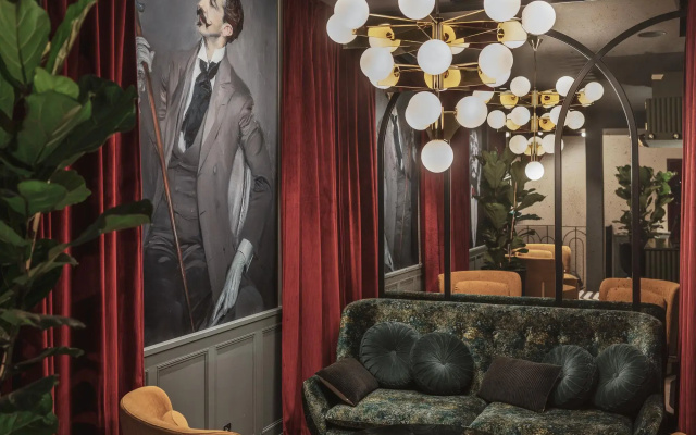 Dandy Hotel