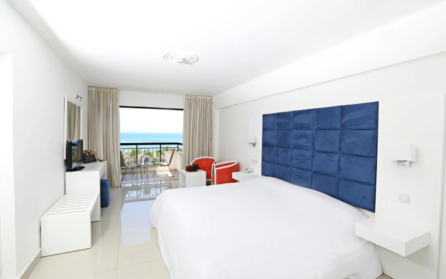 Tsokkos Anastasia Beach Hotel