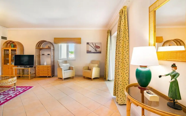 Vilamoura Family Apartment