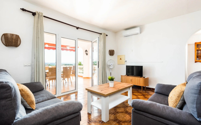 V105 Villa Nineta