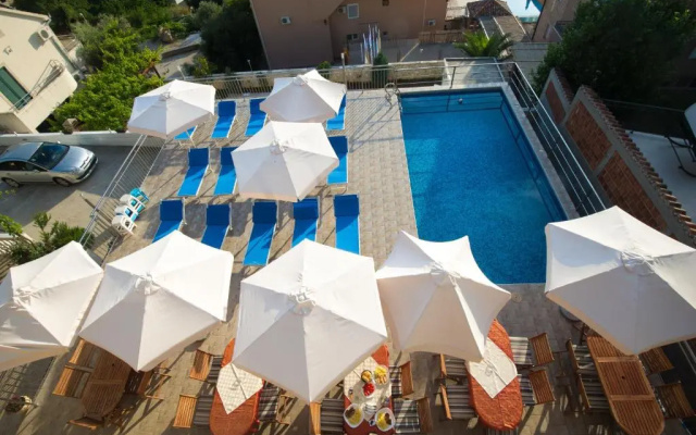 Apartments Dragišić