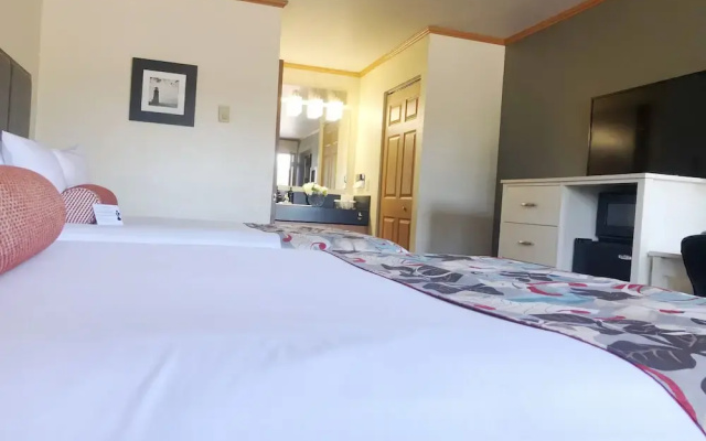 River House Inn, a Baymont by Wyndham