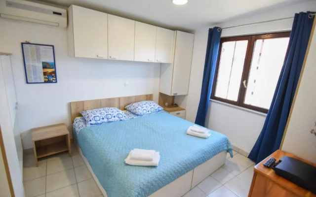 F-Holiday Apartment