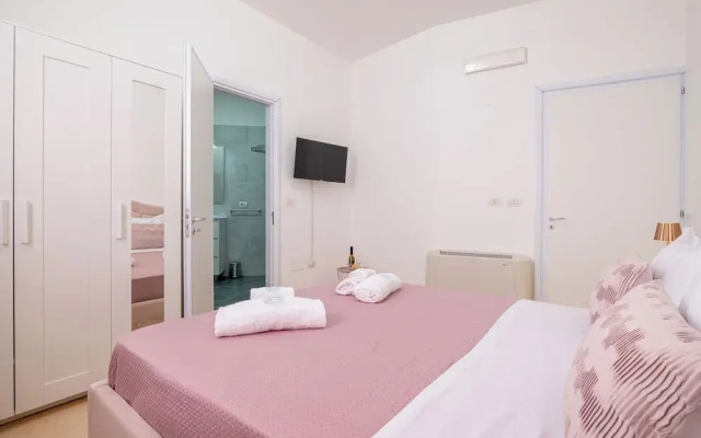 Deva Room