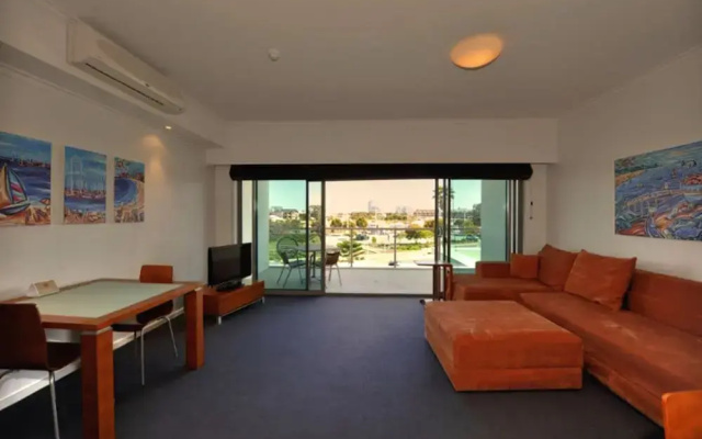 Sea Side 110
