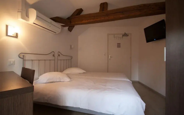 Hôtel Le Magellan dEpernay