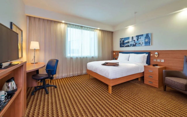 Hampton by Hilton London Luton Airport