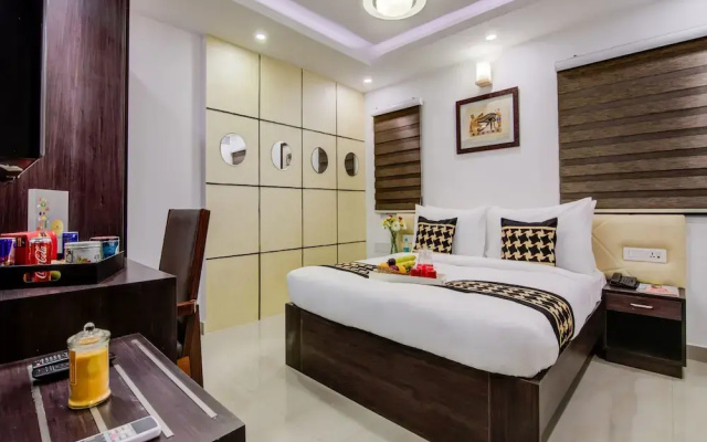 Collection O 30015 Kanaka Grand Hebbal
