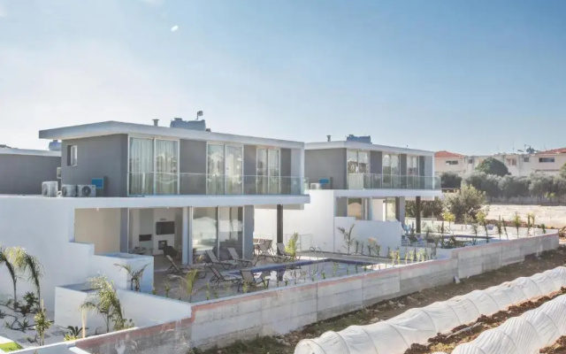 Oli Vine Villas