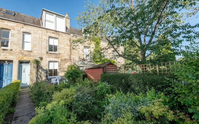 Central St Andrews Townhouse  Park View