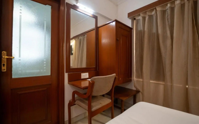 Hotel Pravasa Stay