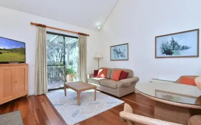 Villa Spa Executive 1br Champagne Resort Condo located within Cypress Lakes Resort (nothing is more central)