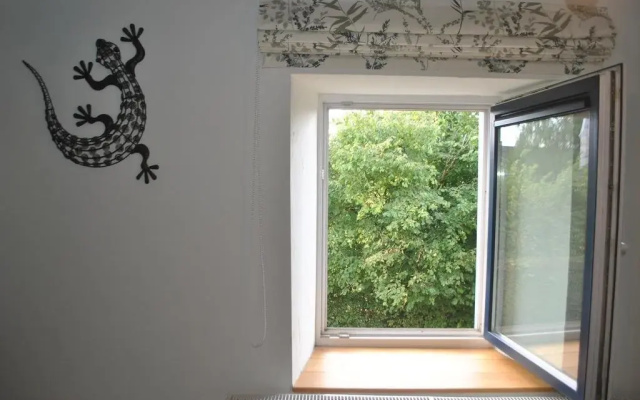 Celinies Guest House