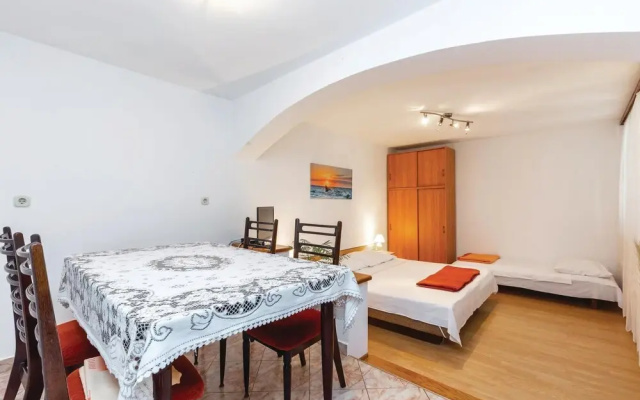 Stunning Apartment in Jadranovo With