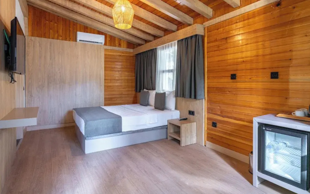 Perast Garden Hotel