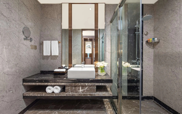 Ramada by Wyndham Wuhan Qingshan