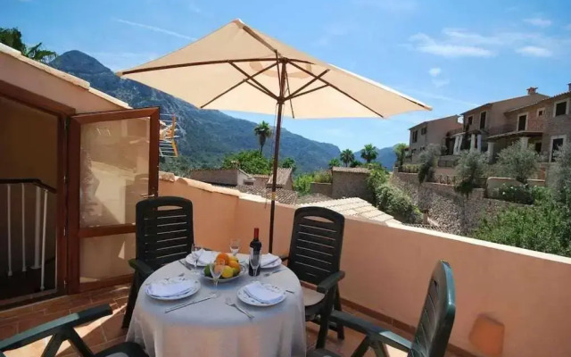 Cosy Charming house w Roof Terrace wviews