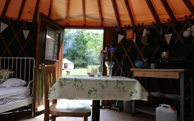 Yurtcamp Devon
