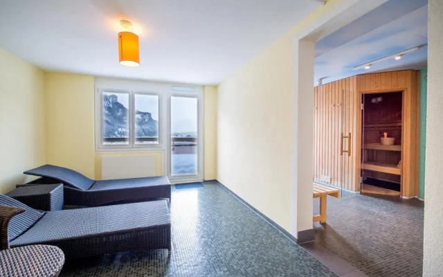 Hotel Sherlock Holmes "nur 200 m zur Gondelbahn Hasliberg"