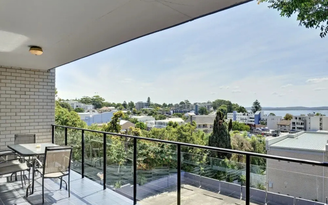 Sunset Towers,  Unit 6/25 Donald Street