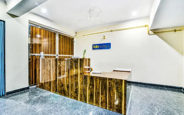 Fabhotel Merriment