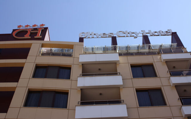 Olives City Hotel вид на фасад