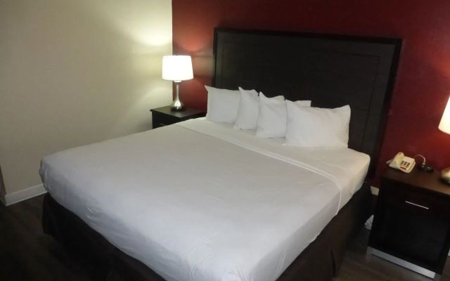 Отель Days Inn by Wyndham Forrest City I-40