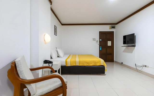 Collection O Howard Square Boutique Hotel
