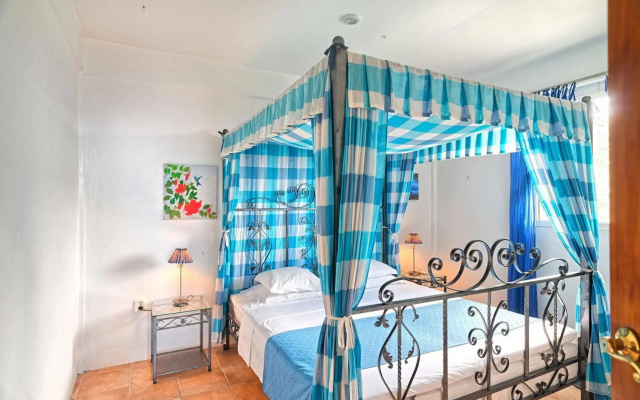 Caribbean Sea View Holiday Apartments