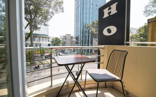 RedDoorz Plus @ Tran Hung Dao Street 2