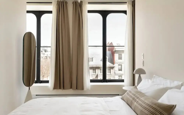 Maison Place Jacques-Cartier by Luxury In Transit