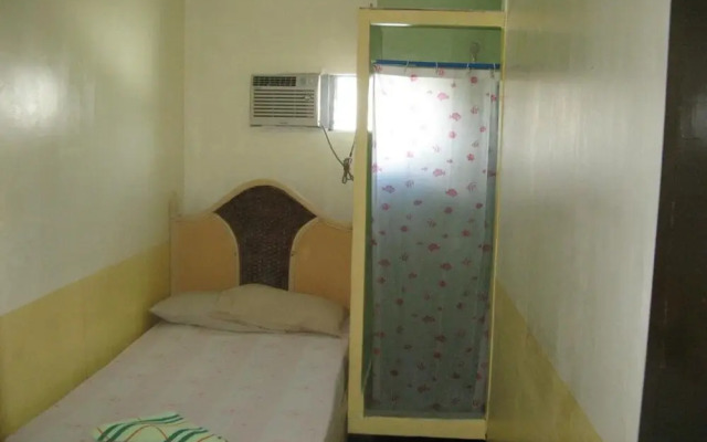 Torres Lodge - Main