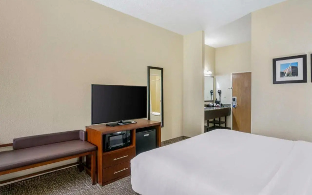 Holiday Inn Express La Grange