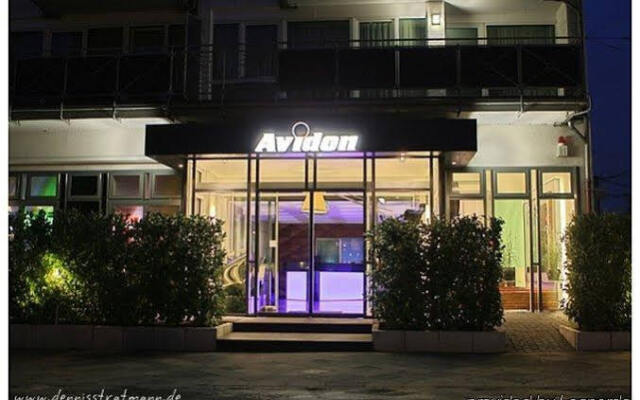 Avidon Art & Design Hotel вид на фасад