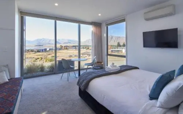 Lakeview Studio B