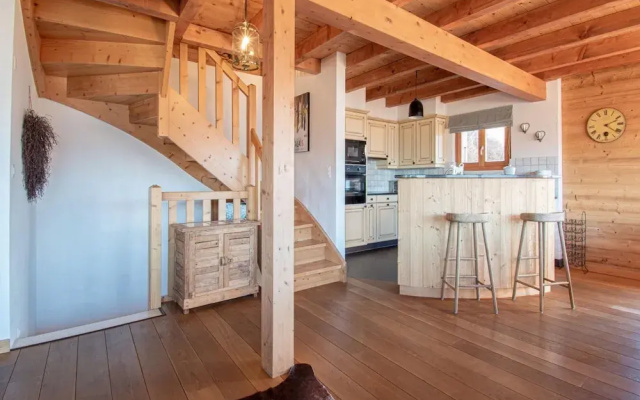 Chalet in Veysonnaz With hot tub