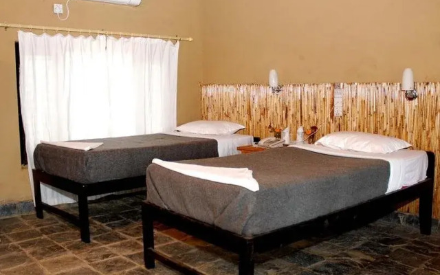 Kingfisher Jungle Resort