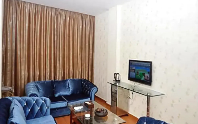Yaris Hotel