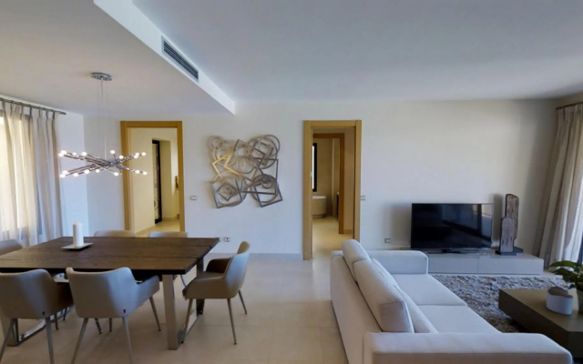 8671 - Luxurious Apartment With Spa Area