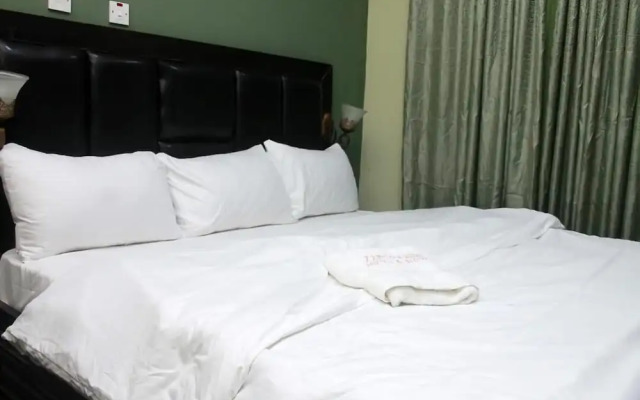 Demeg Hotel And Suites