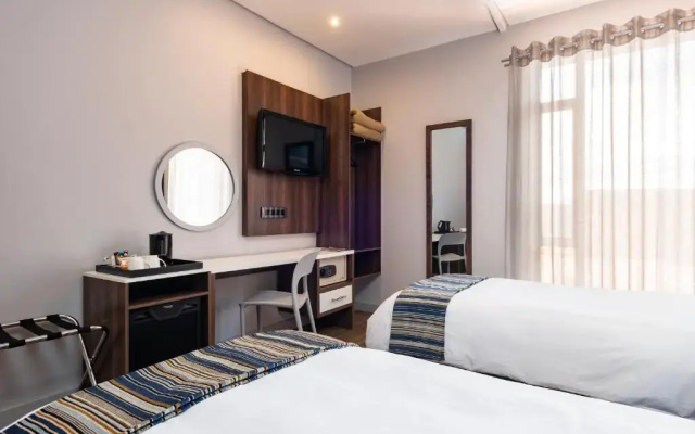 Kathu Hotel