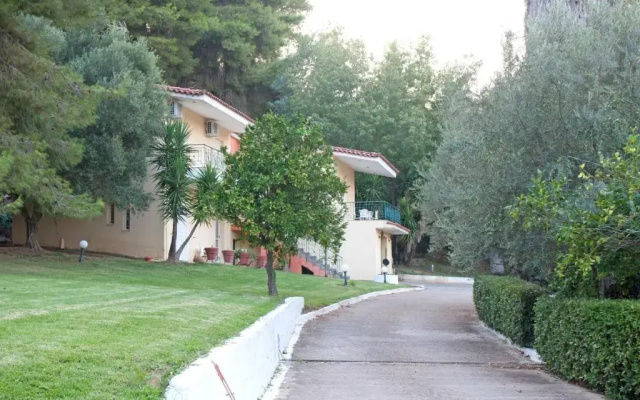 Oasis Olympia Apartments