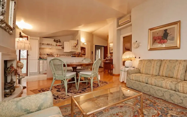 Villa Colombo App 01