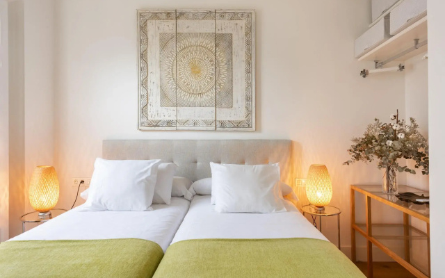 Fantastic penthouse with private terrace. Francos Entretejas I