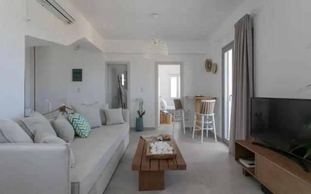 Naxos Infinity Villa and Suites