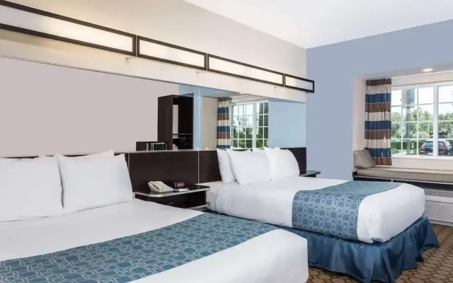 Microtel Inn And Suites Weeki Wachee/spring Hill